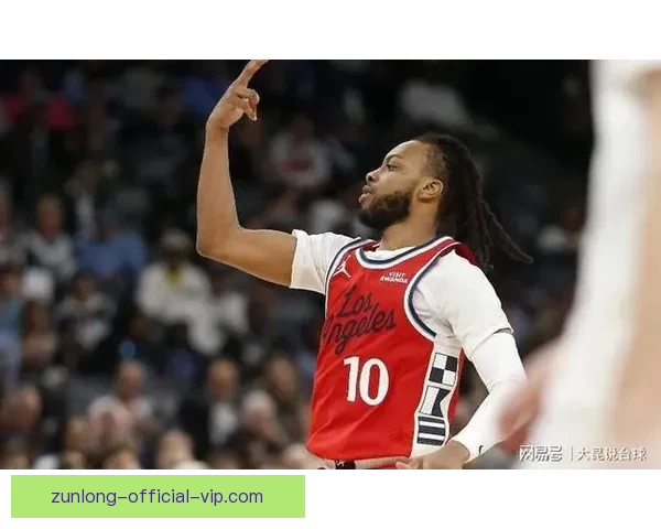 以卢惊叹加兰超远三分同时发现杰克逊低位背打能力全面展现球队新进攻核心潜质